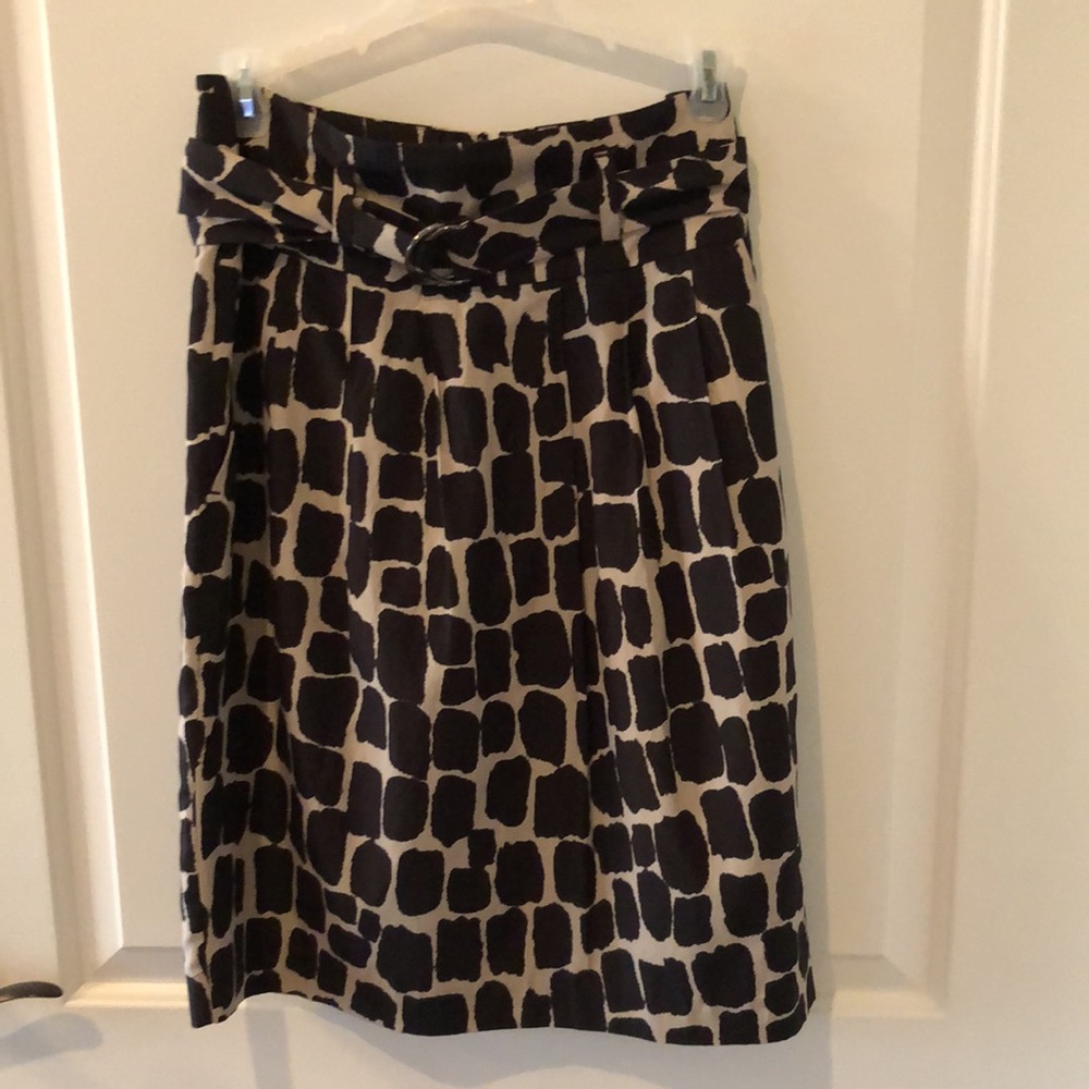 Silk blend printed skirt with belt
